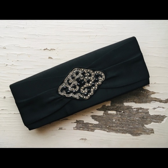 Evening Clutch - Picture 1 of 2